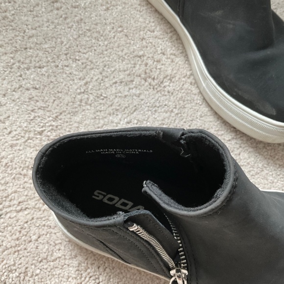 Black ankle boot - Picture 4 of 5